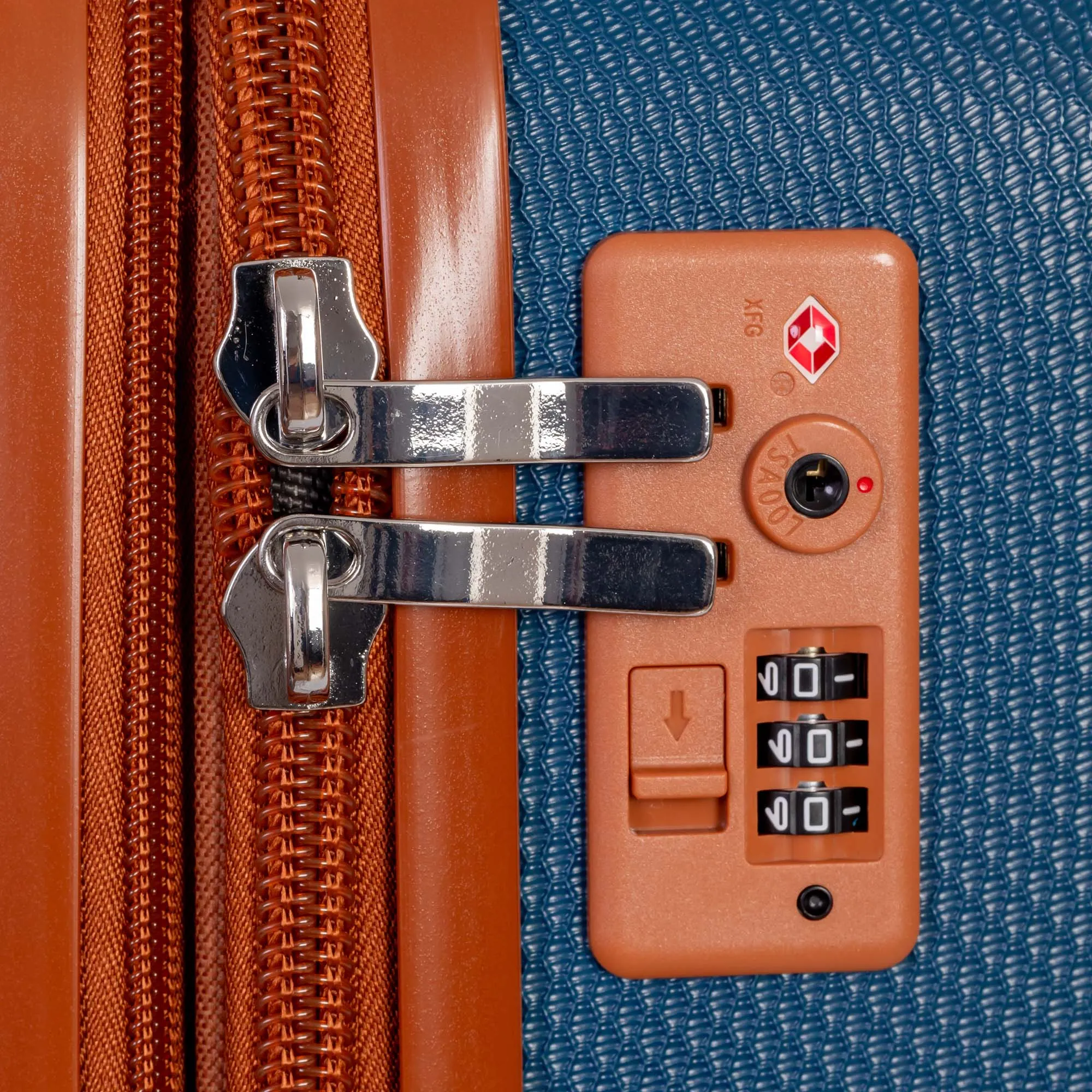 Explorer First Class Expandable Luggage Set