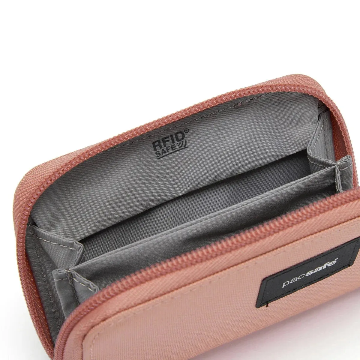 Pacsafe RFIDsafe™ RFID Blocking Card Wallet
