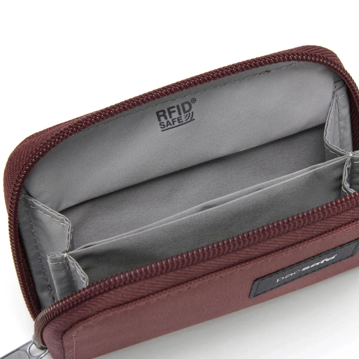 Pacsafe RFIDsafe™ RFID Blocking Card Wallet