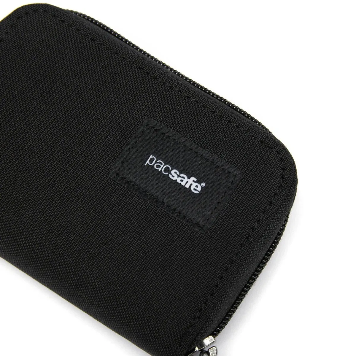 Pacsafe RFIDsafe™ RFID Blocking Card Wallet