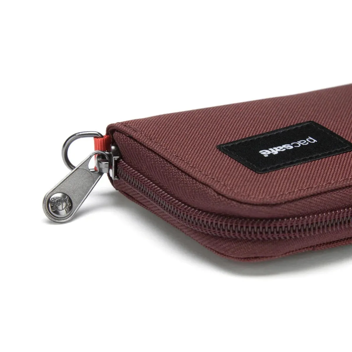 Pacsafe RFIDsafe™ RFID Blocking Card Wallet