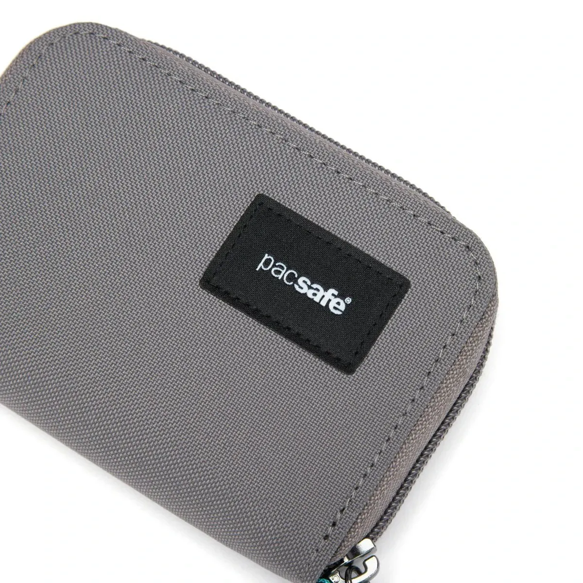 Pacsafe RFIDsafe™ RFID Blocking Card Wallet