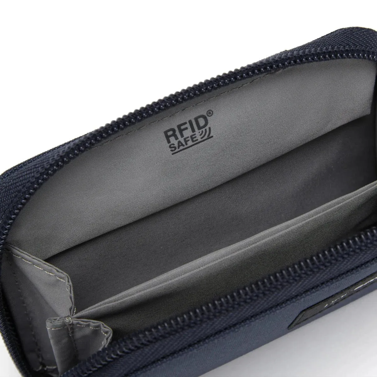 Pacsafe RFIDsafe™ RFID Blocking Card Wallet