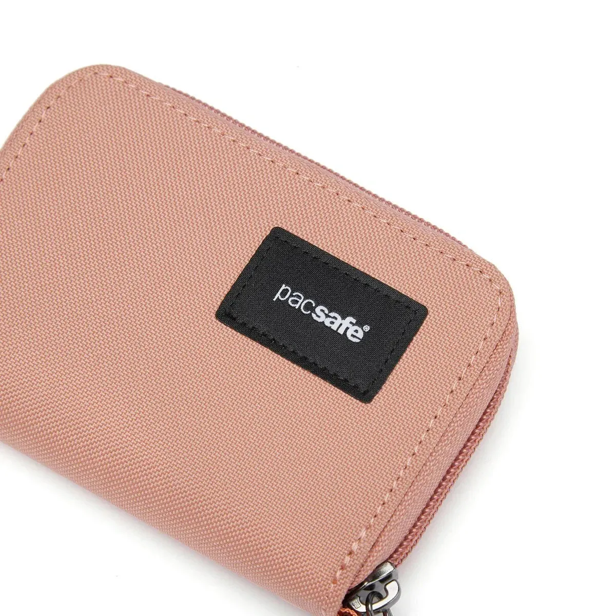 Pacsafe RFIDsafe™ RFID Blocking Card Wallet