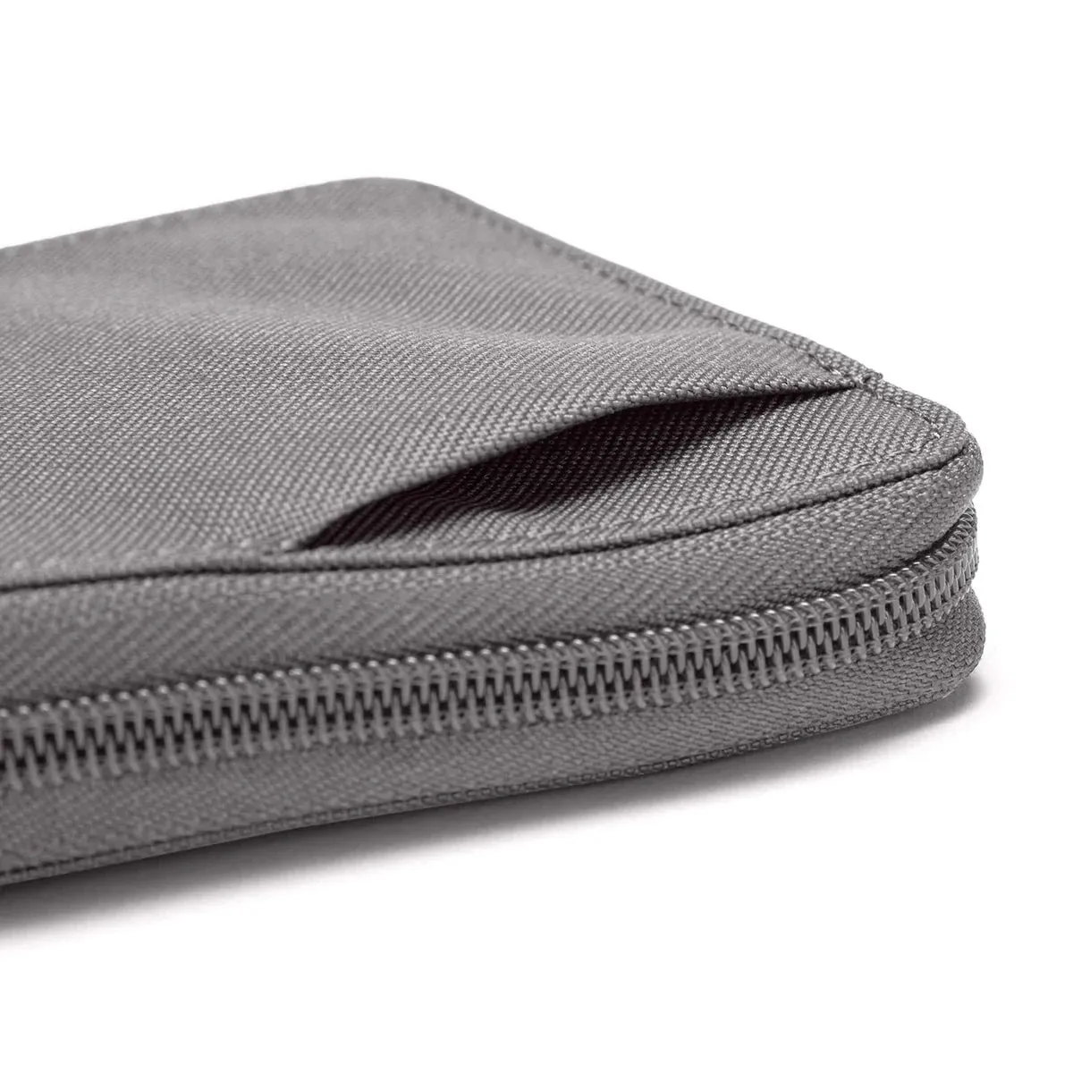 Pacsafe RFIDsafe™ RFID Blocking Zip Around Wallet