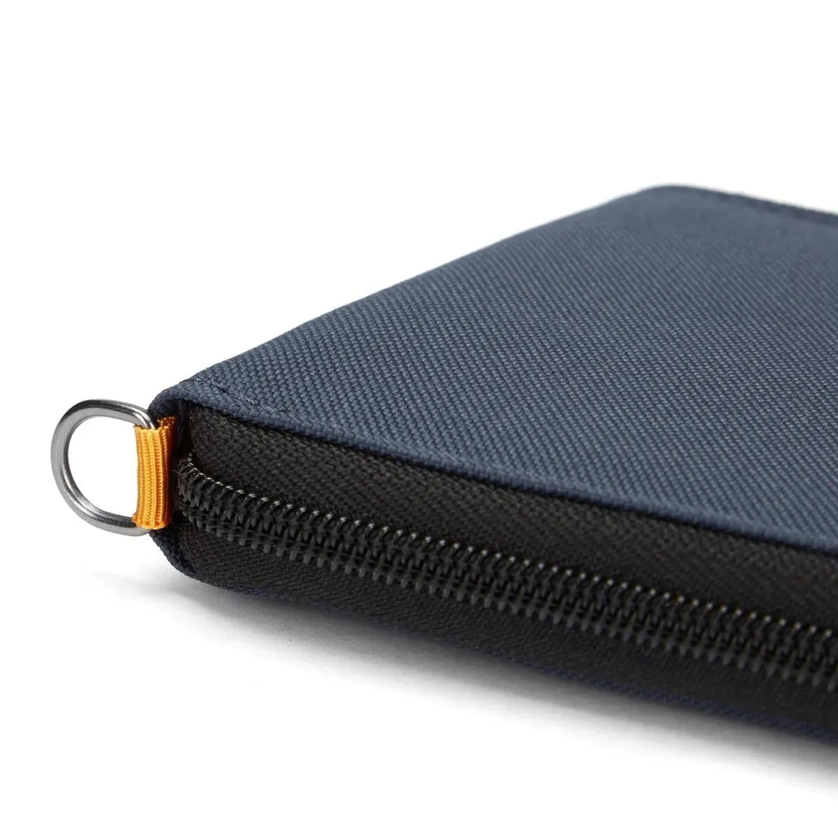 Pacsafe RFIDsafe™ RFID Blocking Zip Around Wallet
