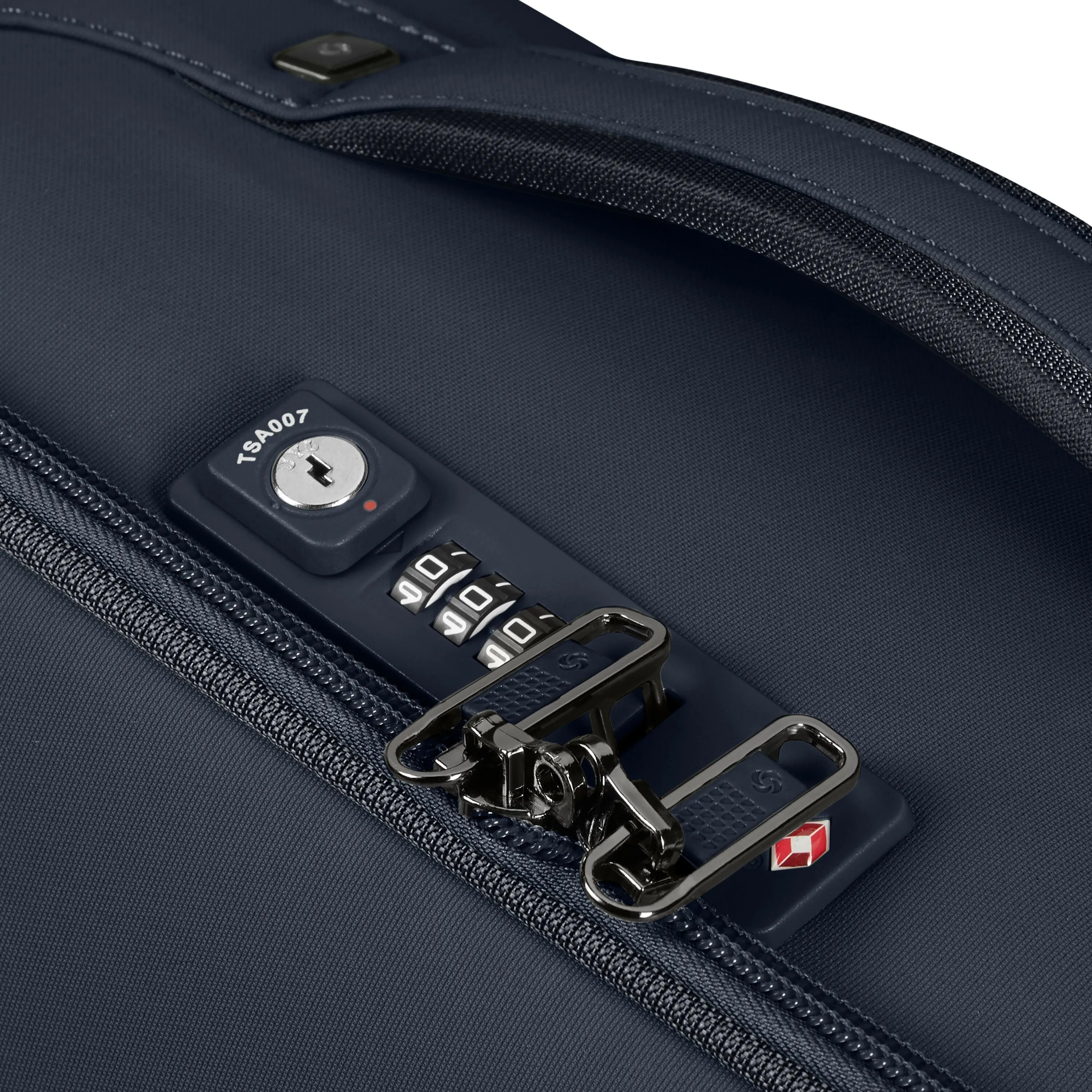 Samsonite Airea Spinner Carry-On Luggage