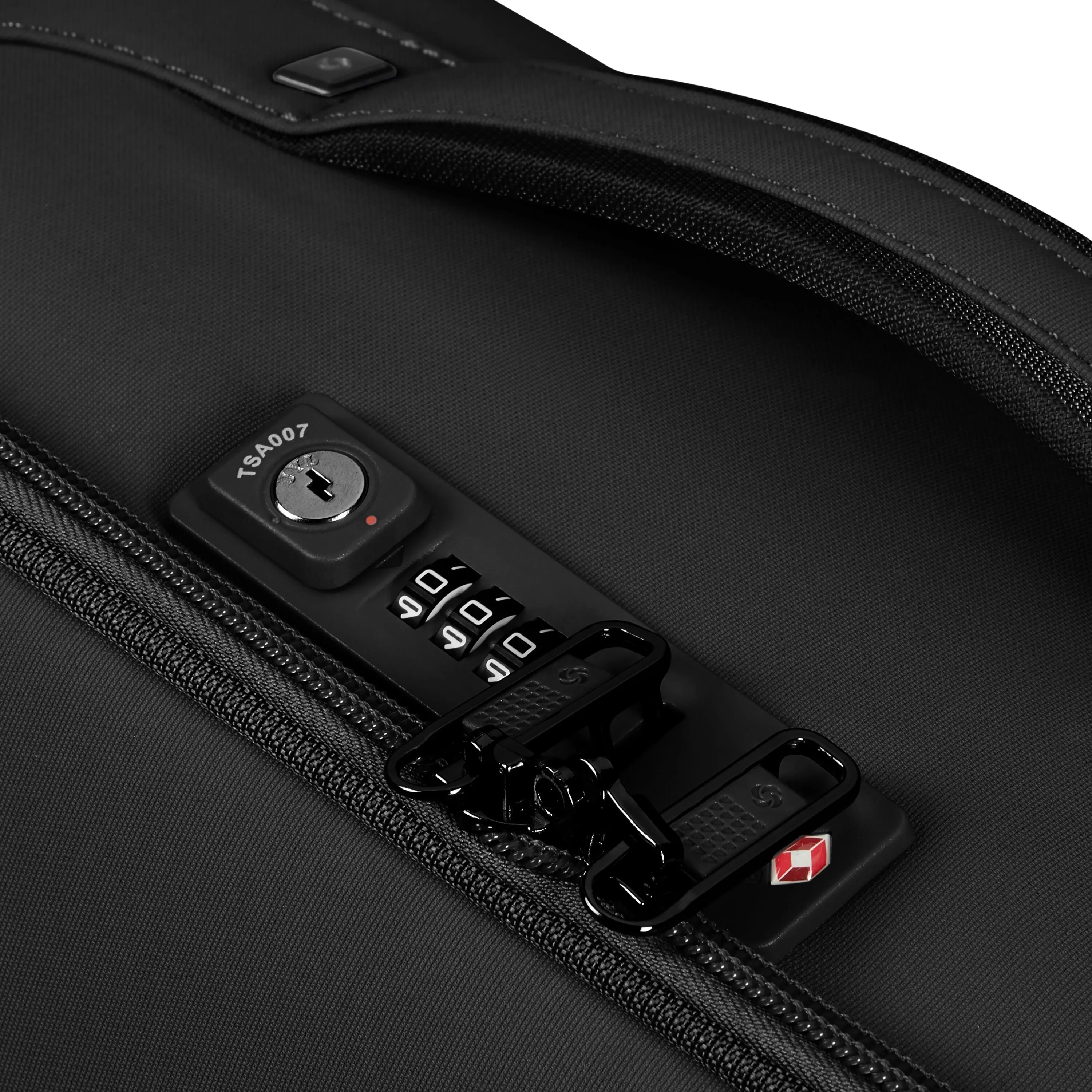 Samsonite Airea Spinner Carry-On Luggage