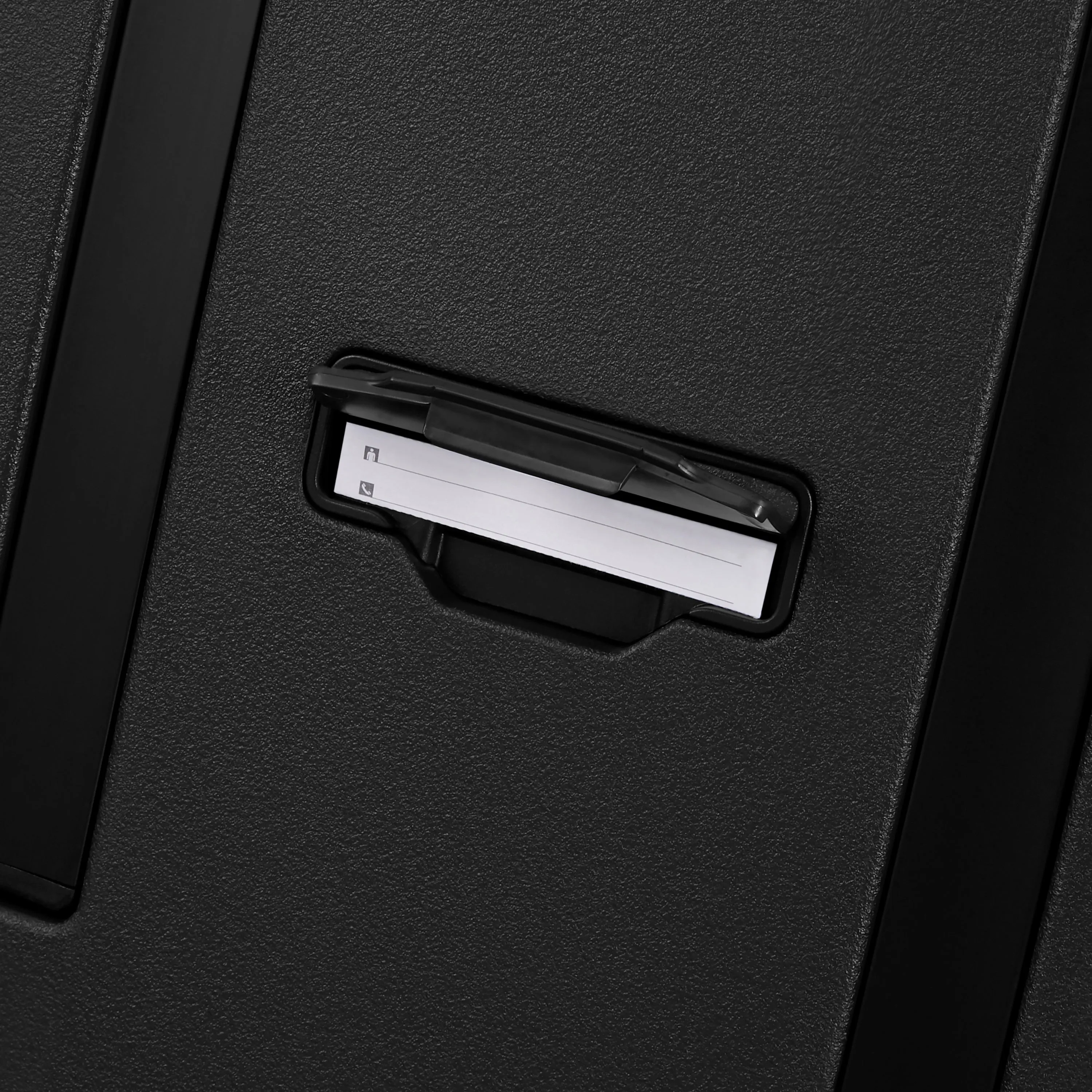Samsonite Essens Spinner Large Luggage