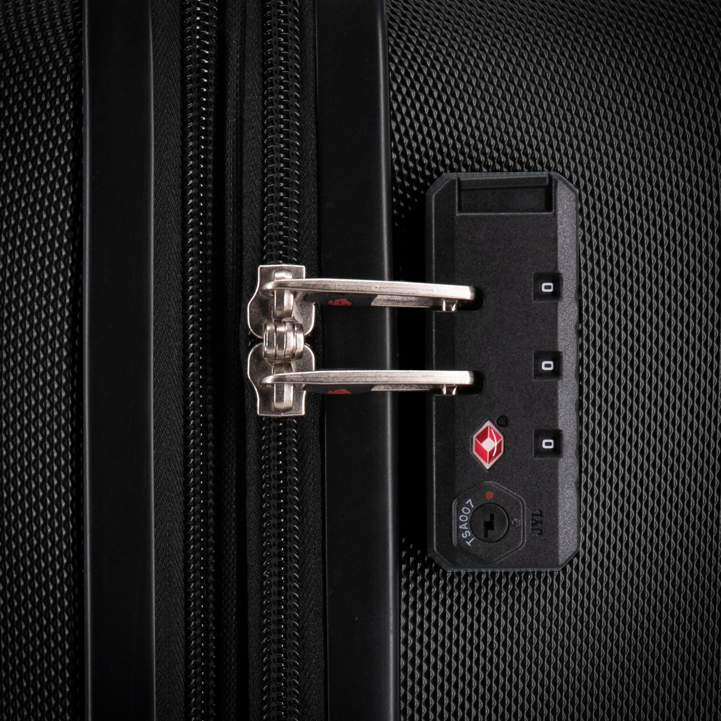 Samsonite Summit Spinner Large Expandable Luggage