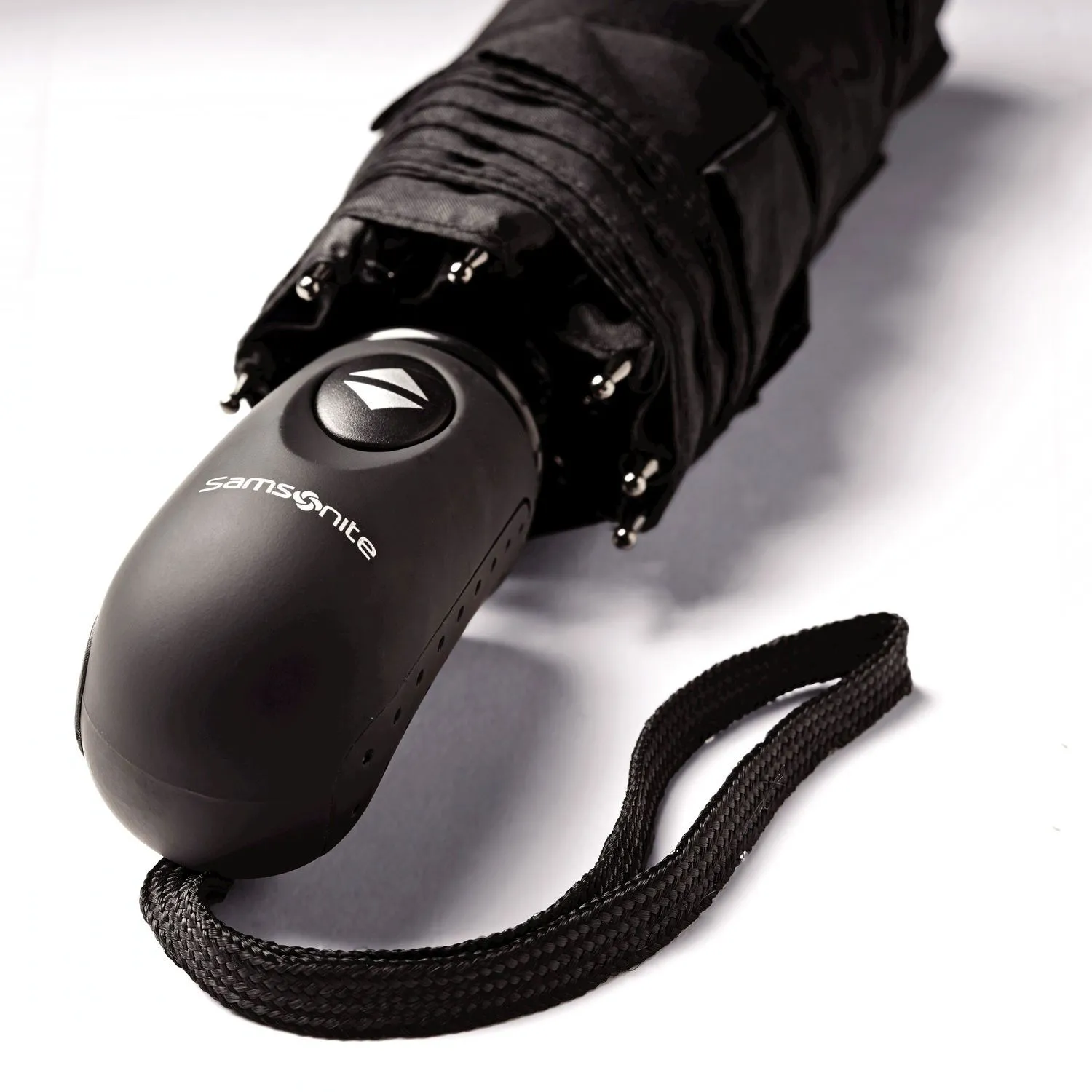 Samsonite Windguard Auto Open/Close Umbrella