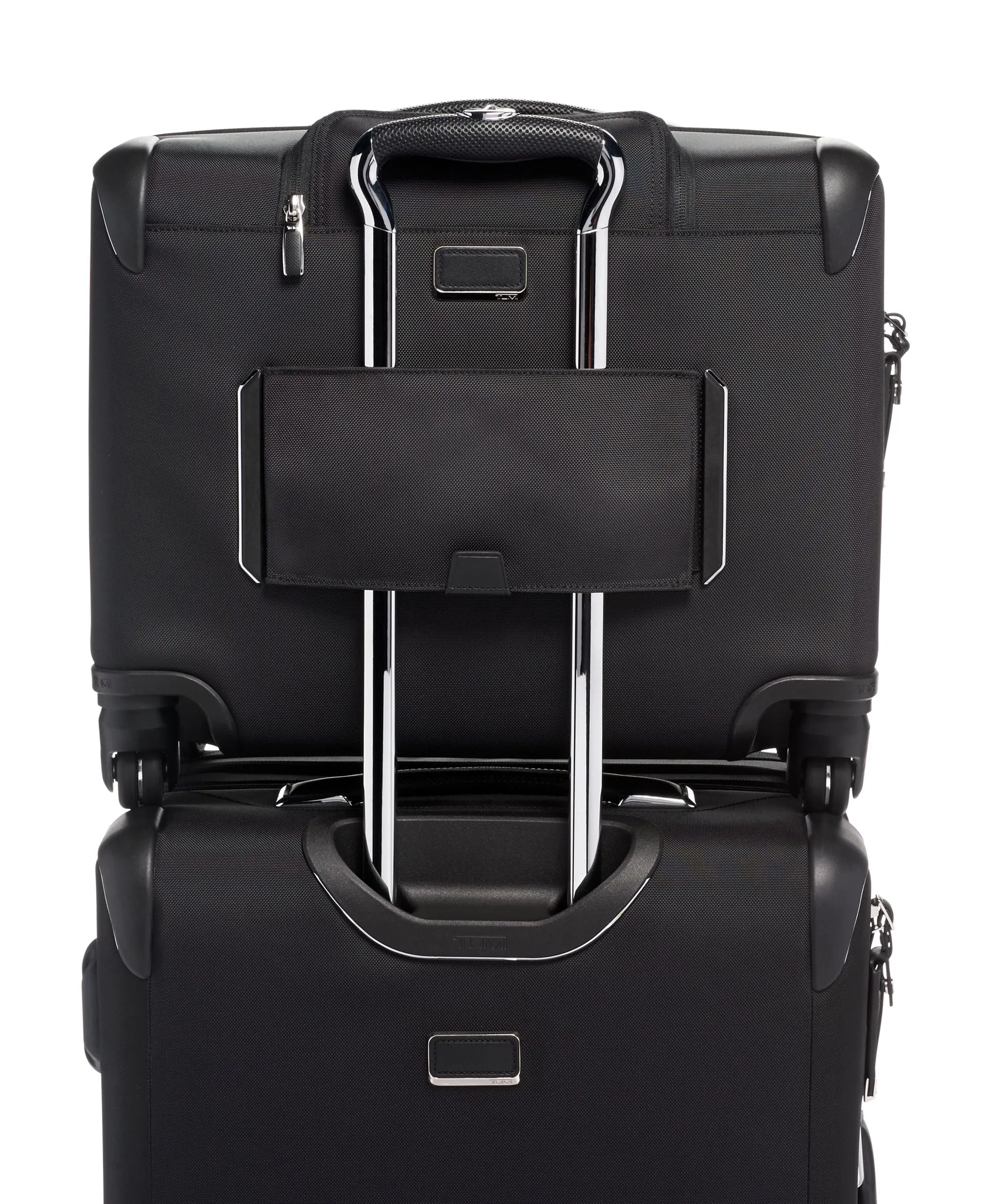Tumi Arrivé Compact 4 Wheeled Brief